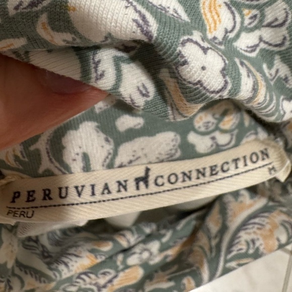 PERUVIAN CONNECTION Sage Etched Flowers T-Neck Pima Cotton/Spandex Medium NWT - Picture 6 of 7